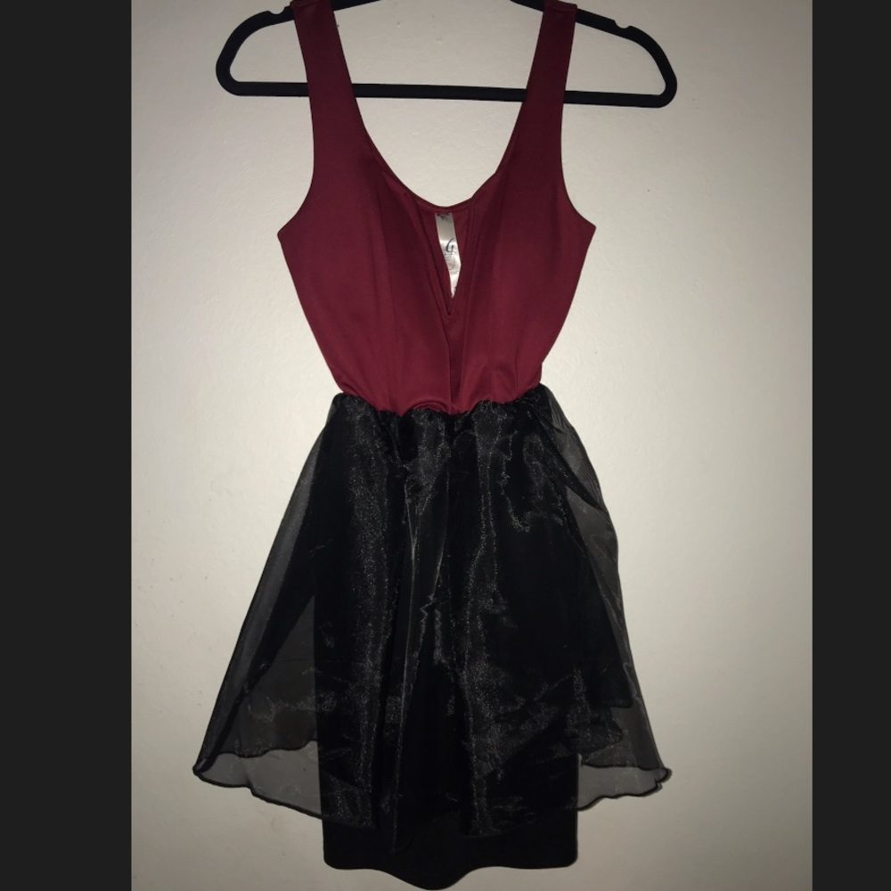 Fitted V-neck Dress